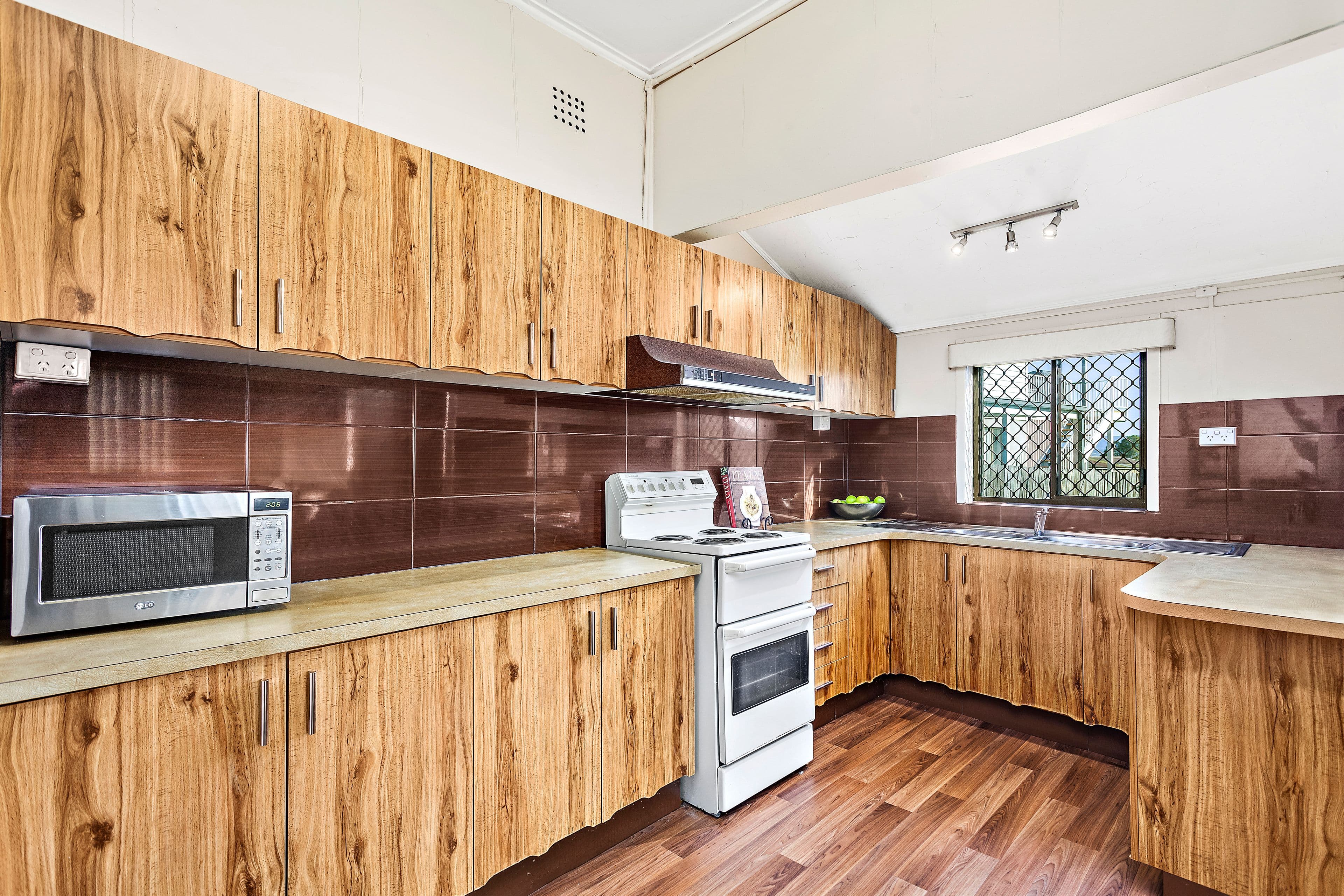 27 Fifth Avenue, Port Kembla - Thumbnail 6