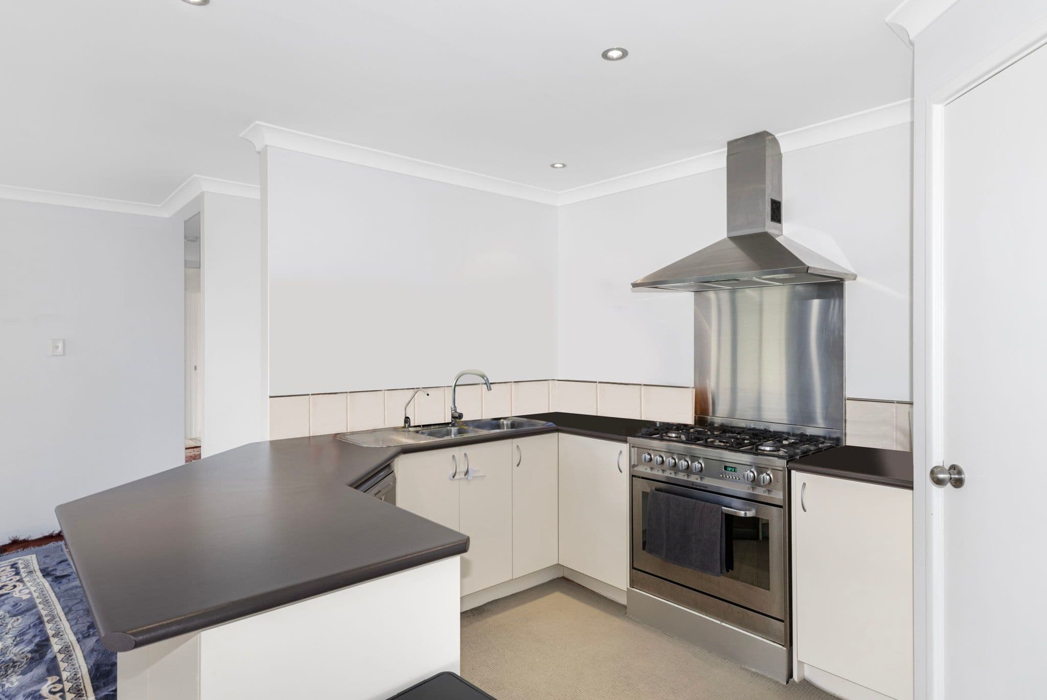 12 Clover Crescent, Busselton WA 6280, Busselton - Thumbnail 2