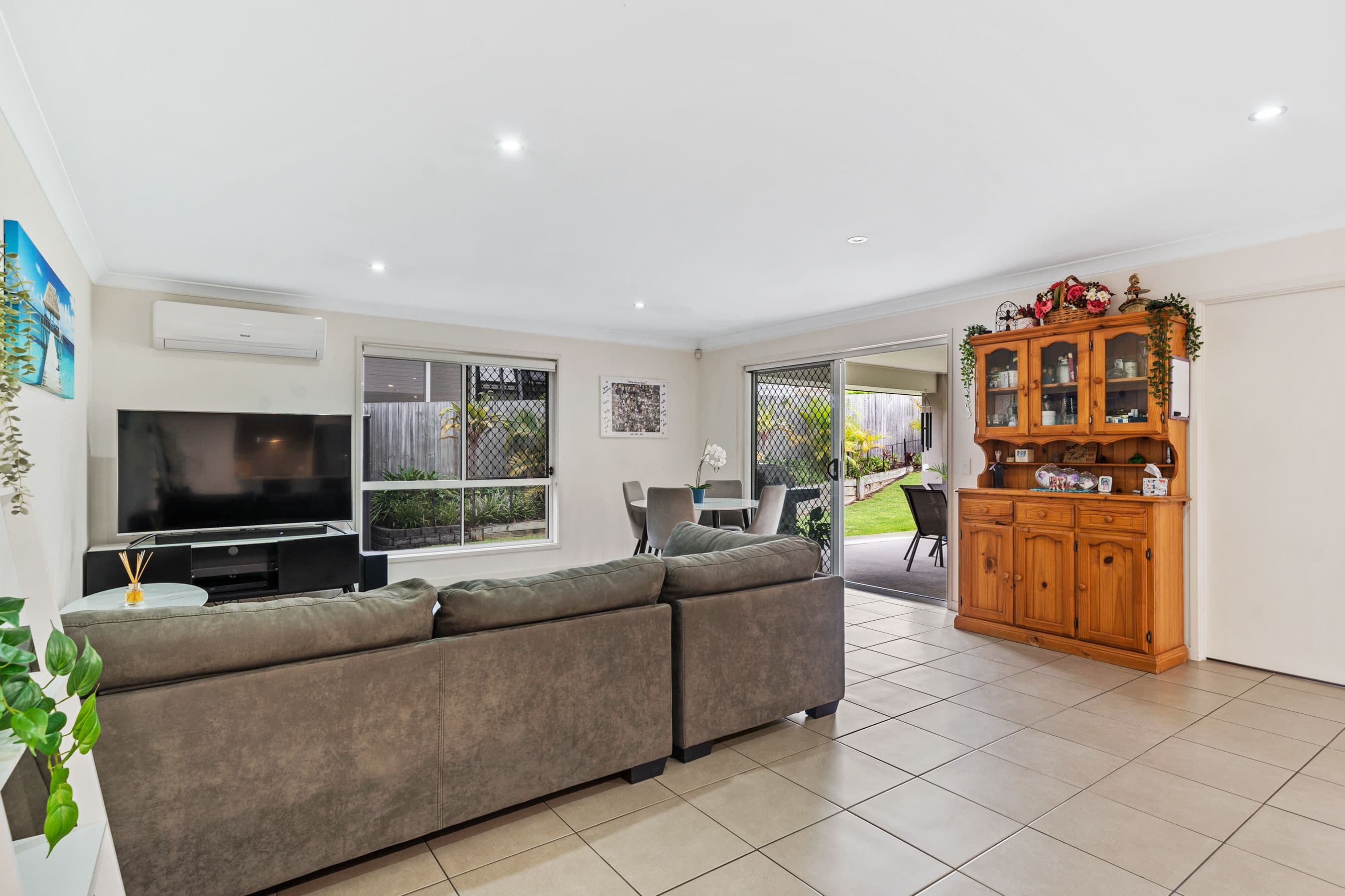 12 Wesleyn Court, Logan Village QLD 4207, Logan Village - Thumbnail 3