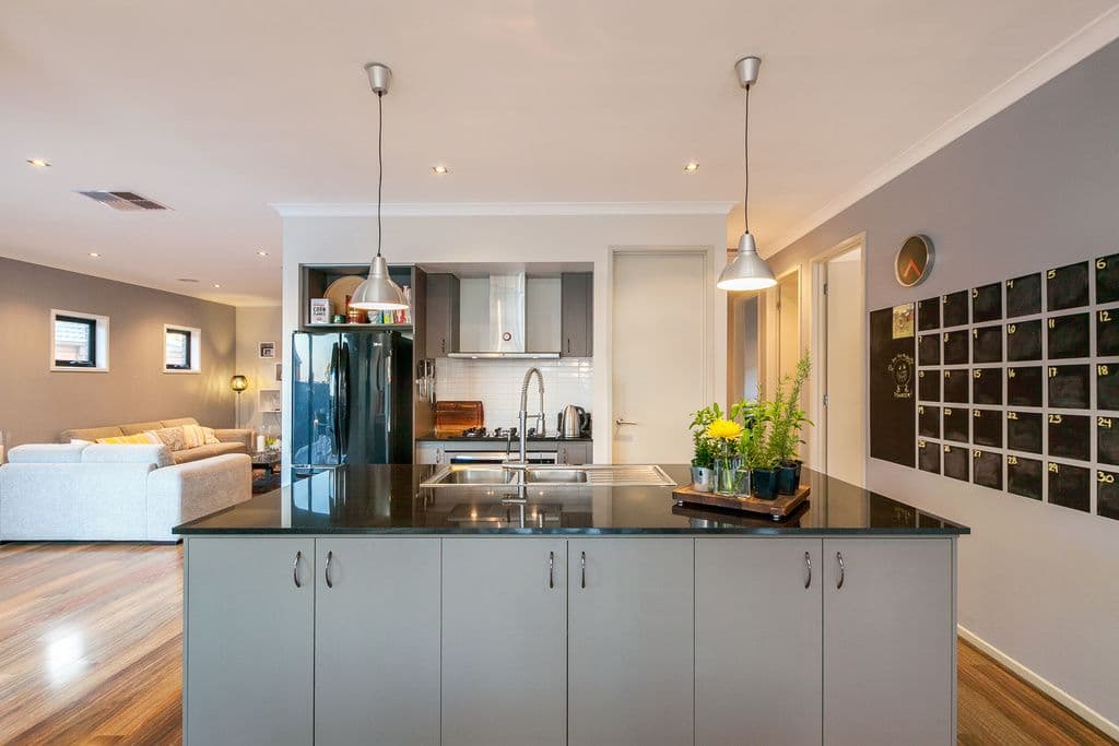 5 Trood Place, EPPING VIC 3076, Epping - Thumbnail 2