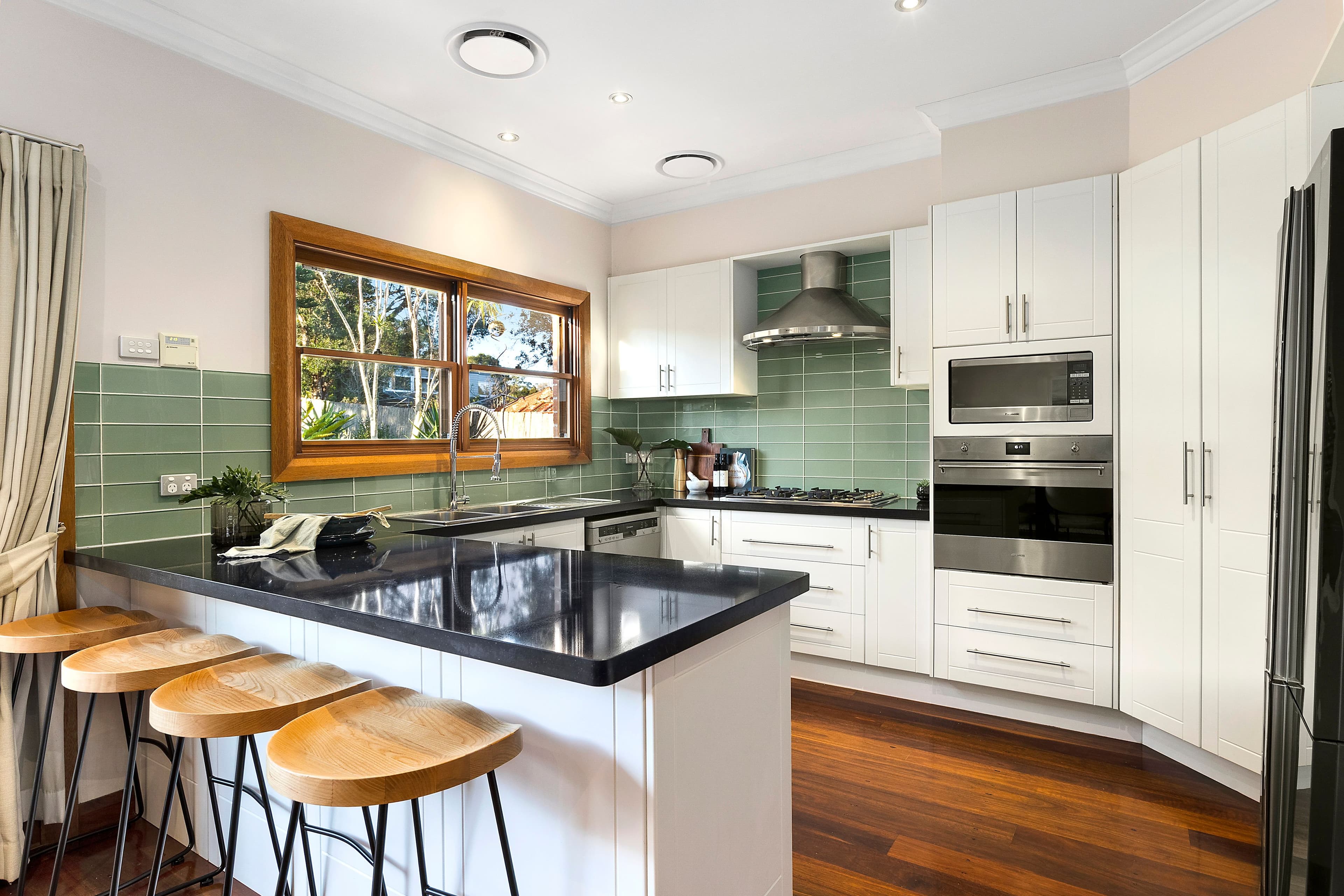 5 Edgecombe Avenue, Wahroonga NSW 2076, Wahroonga - Thumbnail 4