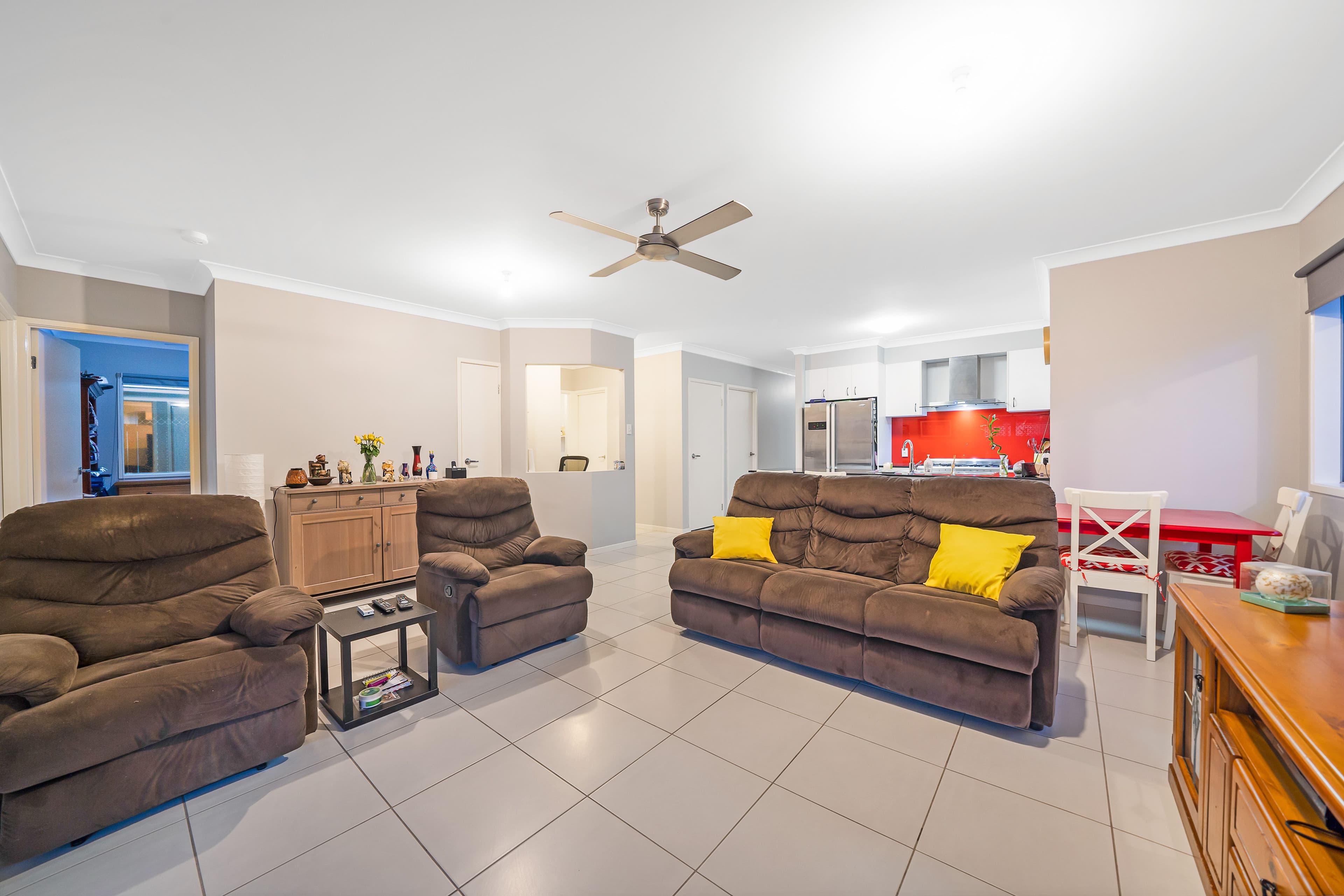 20 Stoneleigh Reserve Boulevard, Logan Reserve QLD 4133, Logan Reserve - Thumbnail 5