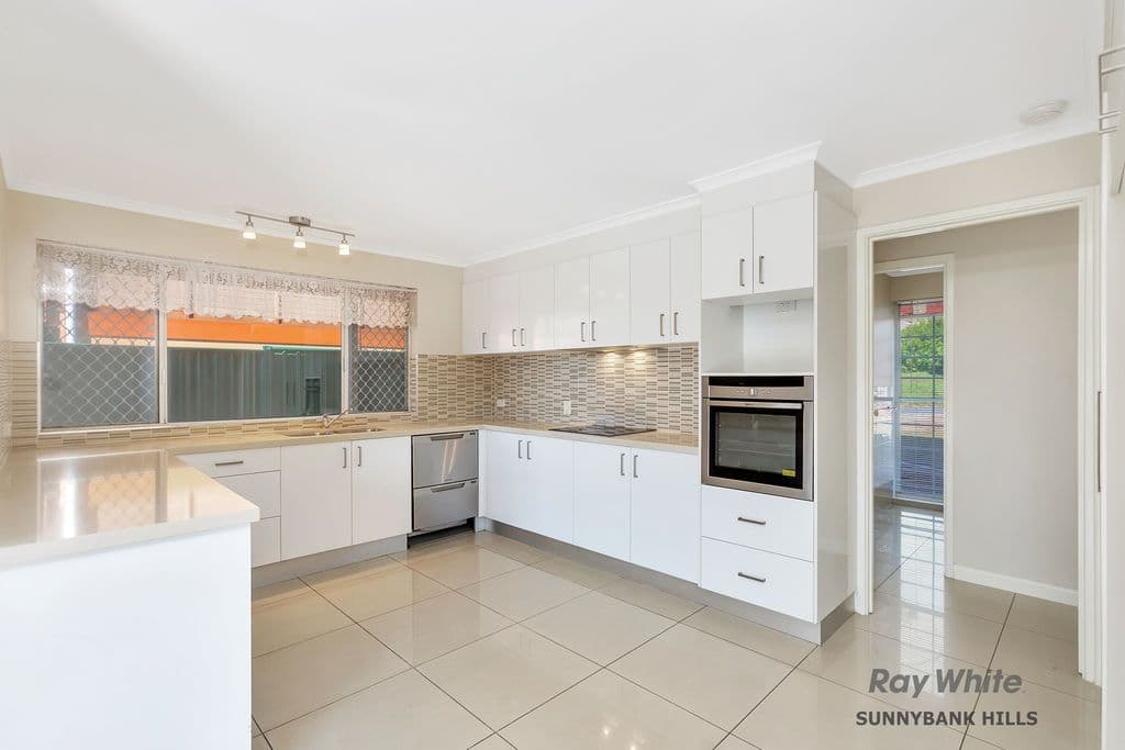 18 Millstream Way, Caroline Springs - Thumbnail 4