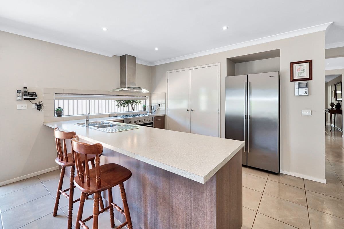 15 Foxhound Grove, Cranbourne East VIC 3977, Cranbourne East - Thumbnail 7