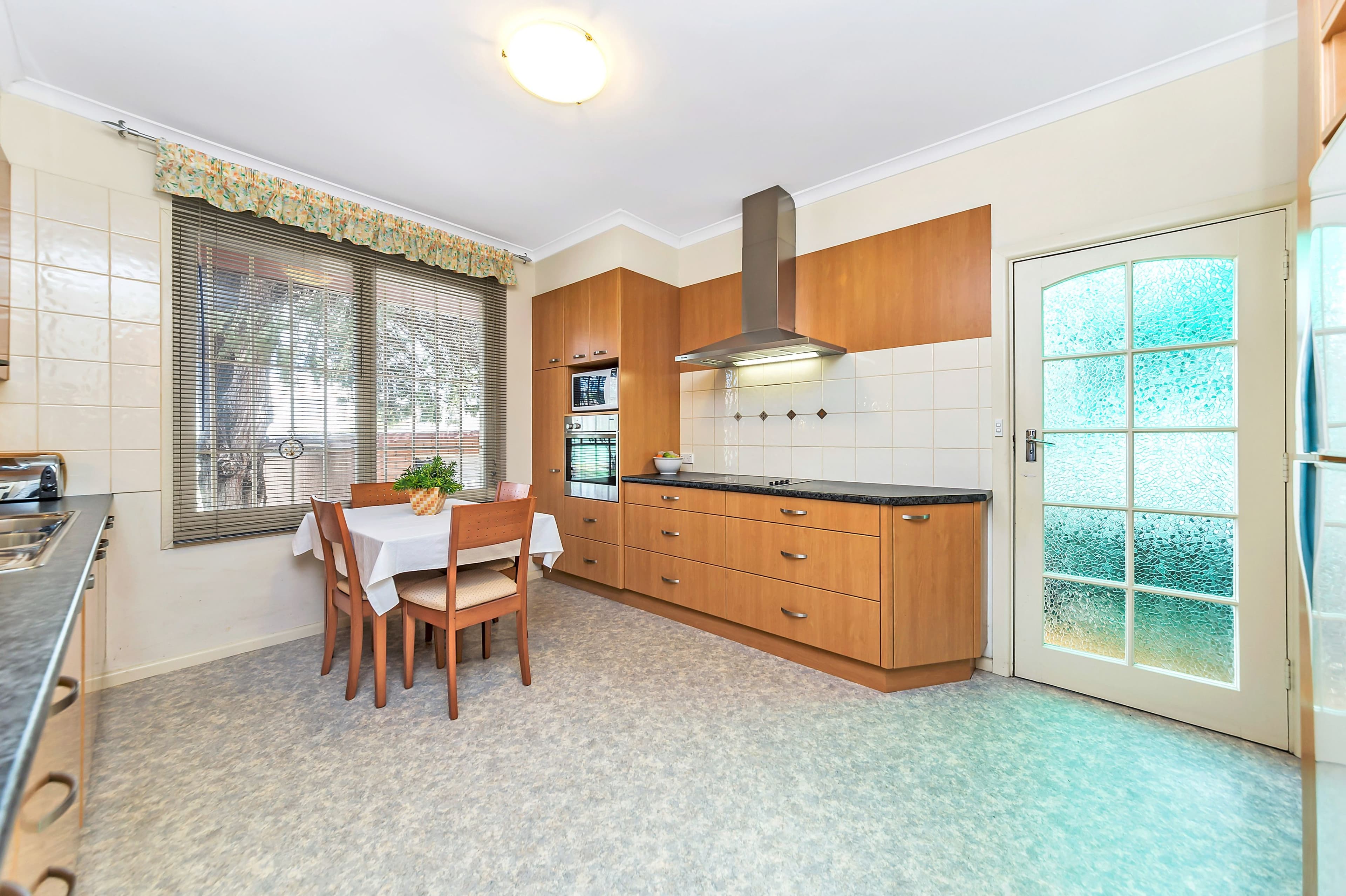 31 Atkinson Street, Queanbeyan East - Thumbnail 3