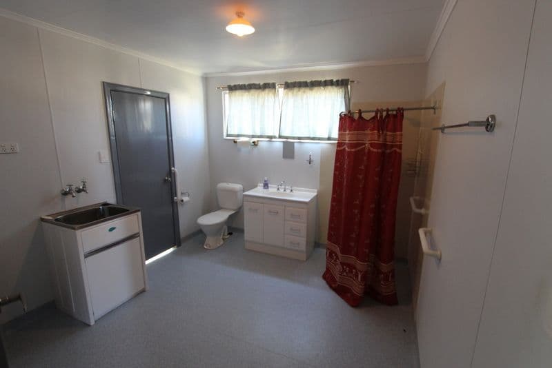 115 Watson Street, Charleville QLD 4470, Charleville - Thumbnail 3
