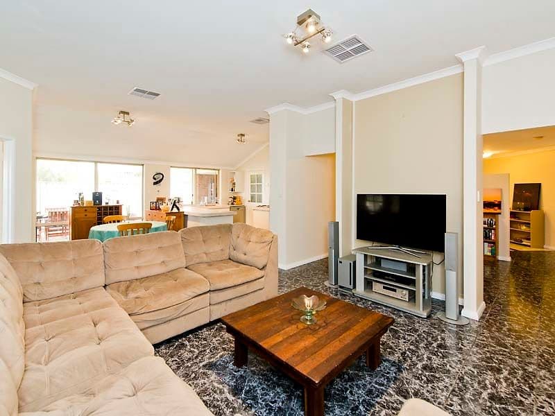22 Brookside Square, Canning Vale WA 6155, Canning Vale - Thumbnail 2