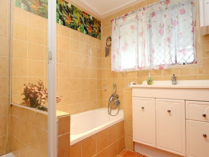 13 Chancery Street, EIGHT MILE PLAINS QLD 4113, Eight Mile Plains - Thumbnail 8
