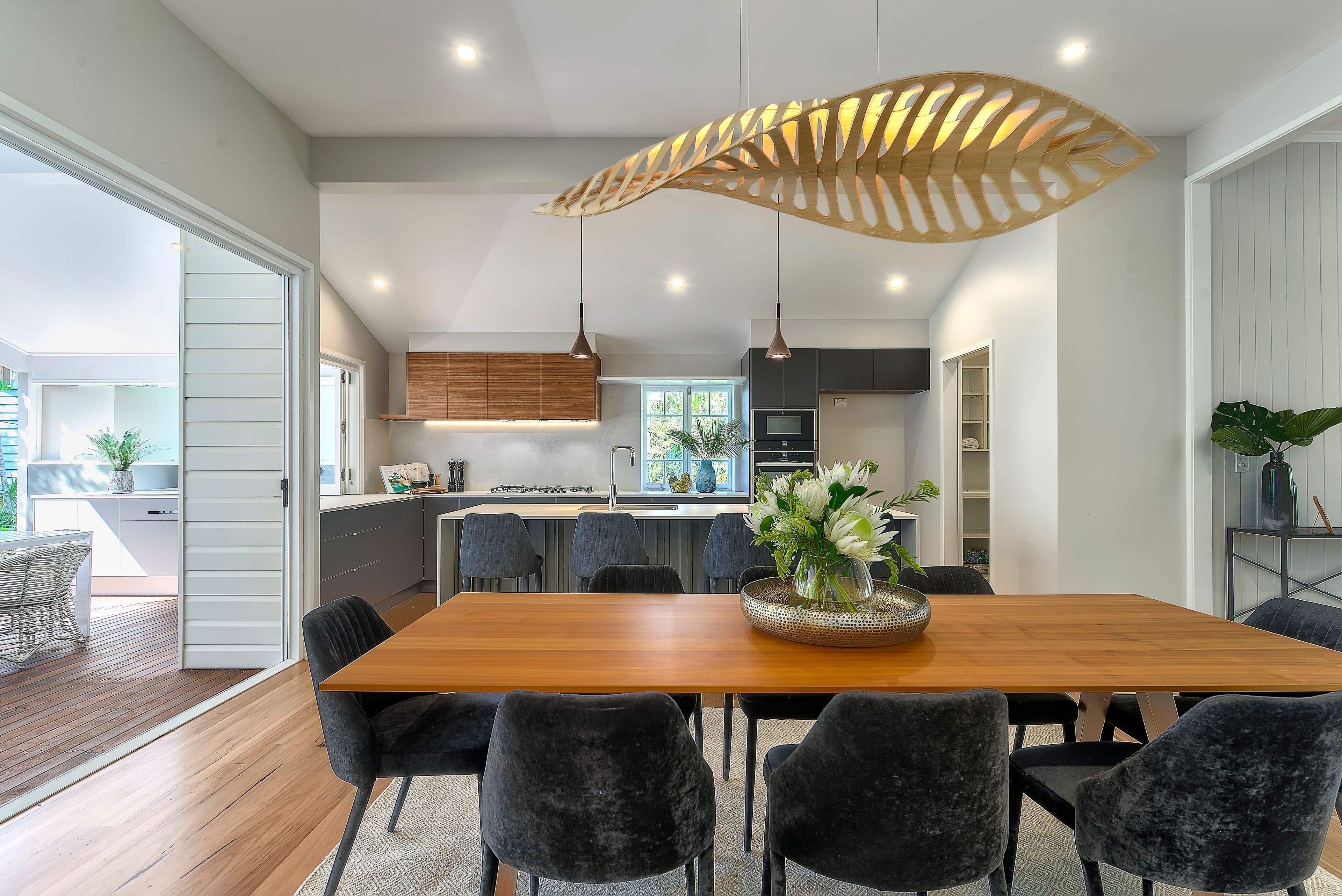 8 Tennis Avenue, Ashgrove QLD 4060, Ashgrove - Thumbnail 2