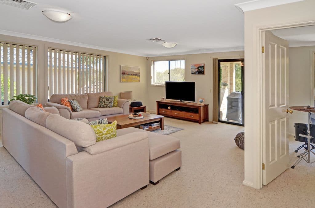 27 Thursday Avenue, Shell Cove - Thumbnail 2
