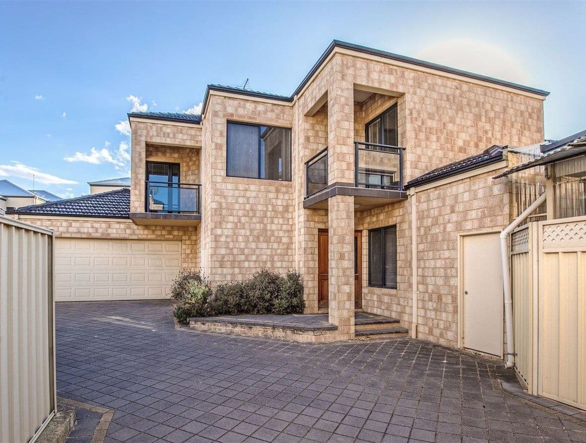 7 Victoria Street, Rockingham WA 6168, Rockingham - Image 1