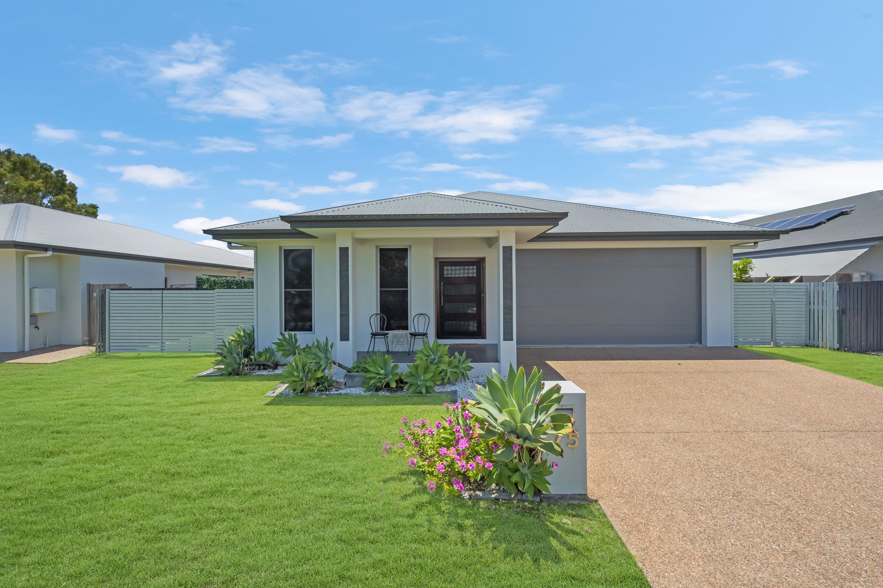 75 Iona Avenue, Burdell QLD 4818, Burdell - Image 1