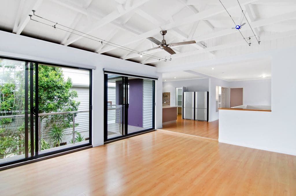 8 Fourth Avenue, Palm Beach QLD 4221, Palm Beach - Thumbnail 4