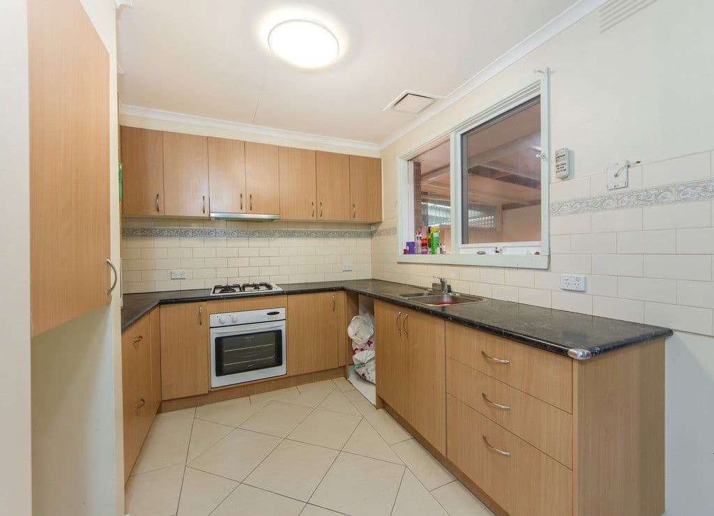 2 Cordelia Grove, St Albans VIC 3021, St Albans - Thumbnail 4