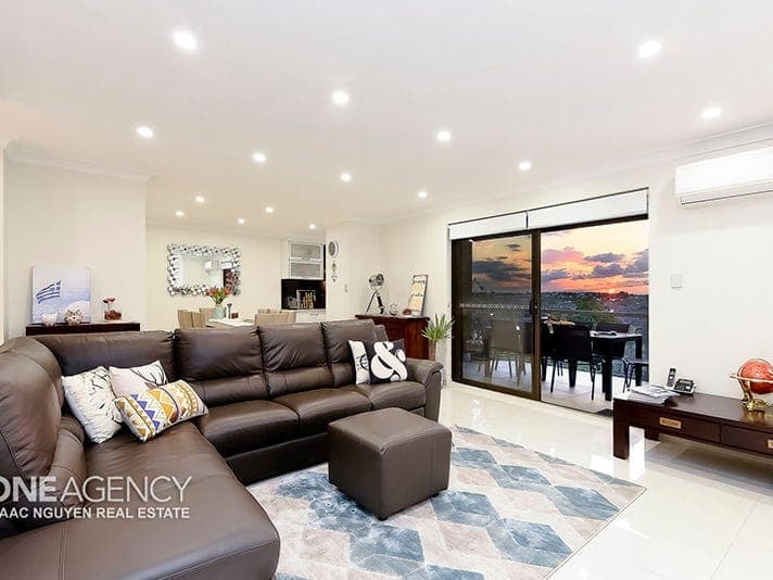 9/2 Kirkland Avenue, Coorparoo, Coorparoo - Thumbnail 2