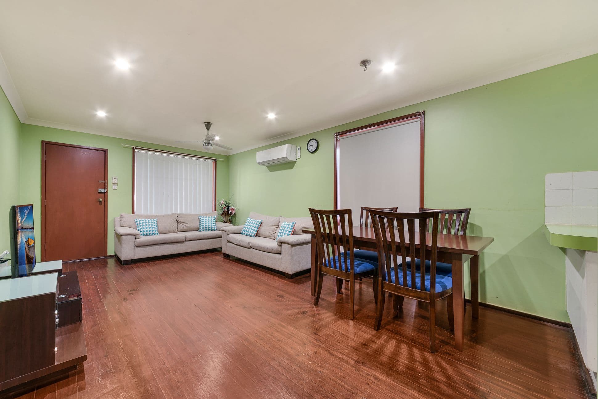 30 Fuchsia Crescent, Macquarie Fields - Thumbnail 2