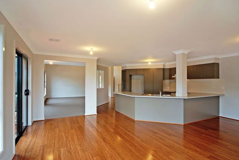 6 Bower Place, ALBION PARK NSW 2527, Albion Park - Thumbnail 2