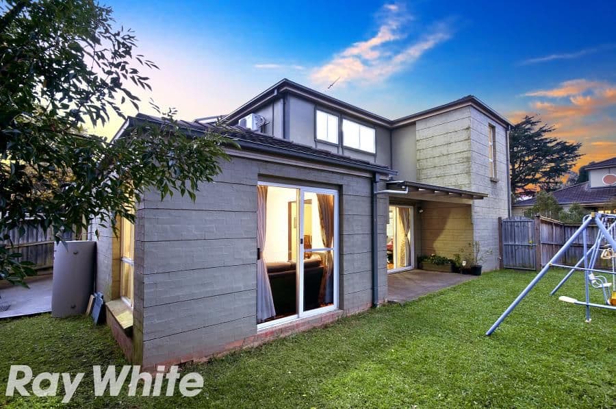 16 Wyldwood Crescent, BAULKHAM HILLS NSW 2153, Baulkham Hills - Thumbnail 2