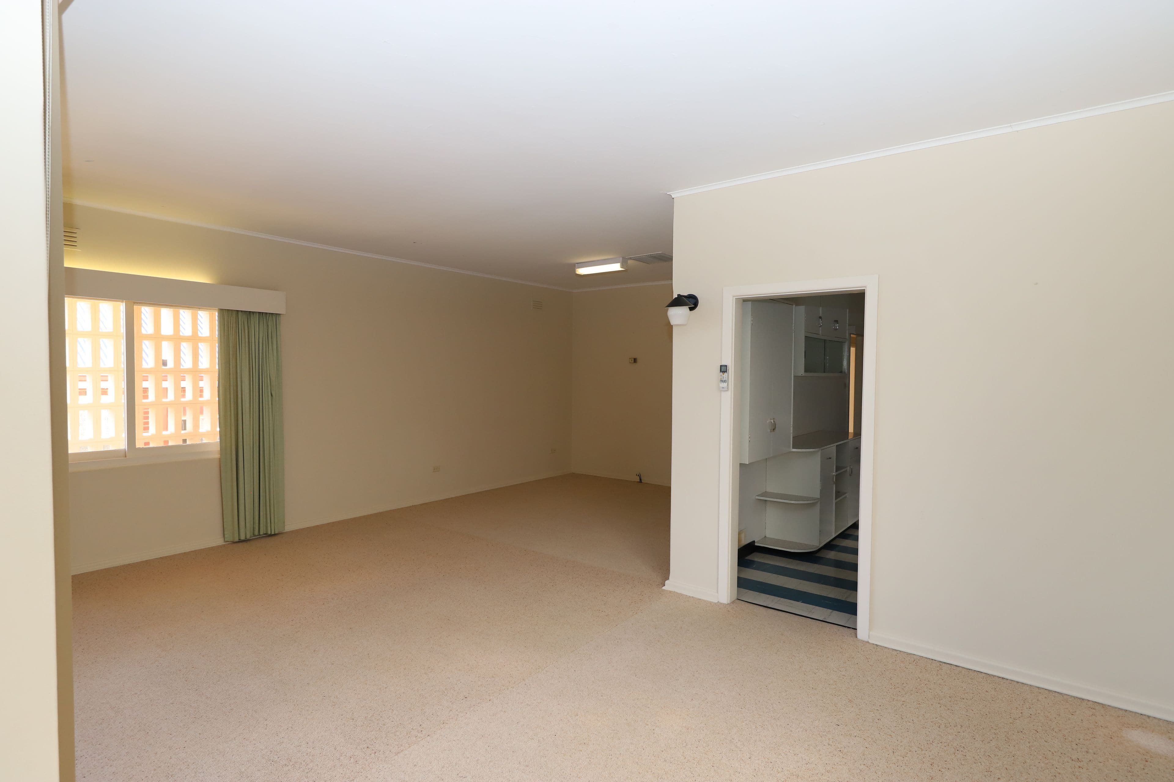 170 Wynyard Street, Tumut - Thumbnail 2