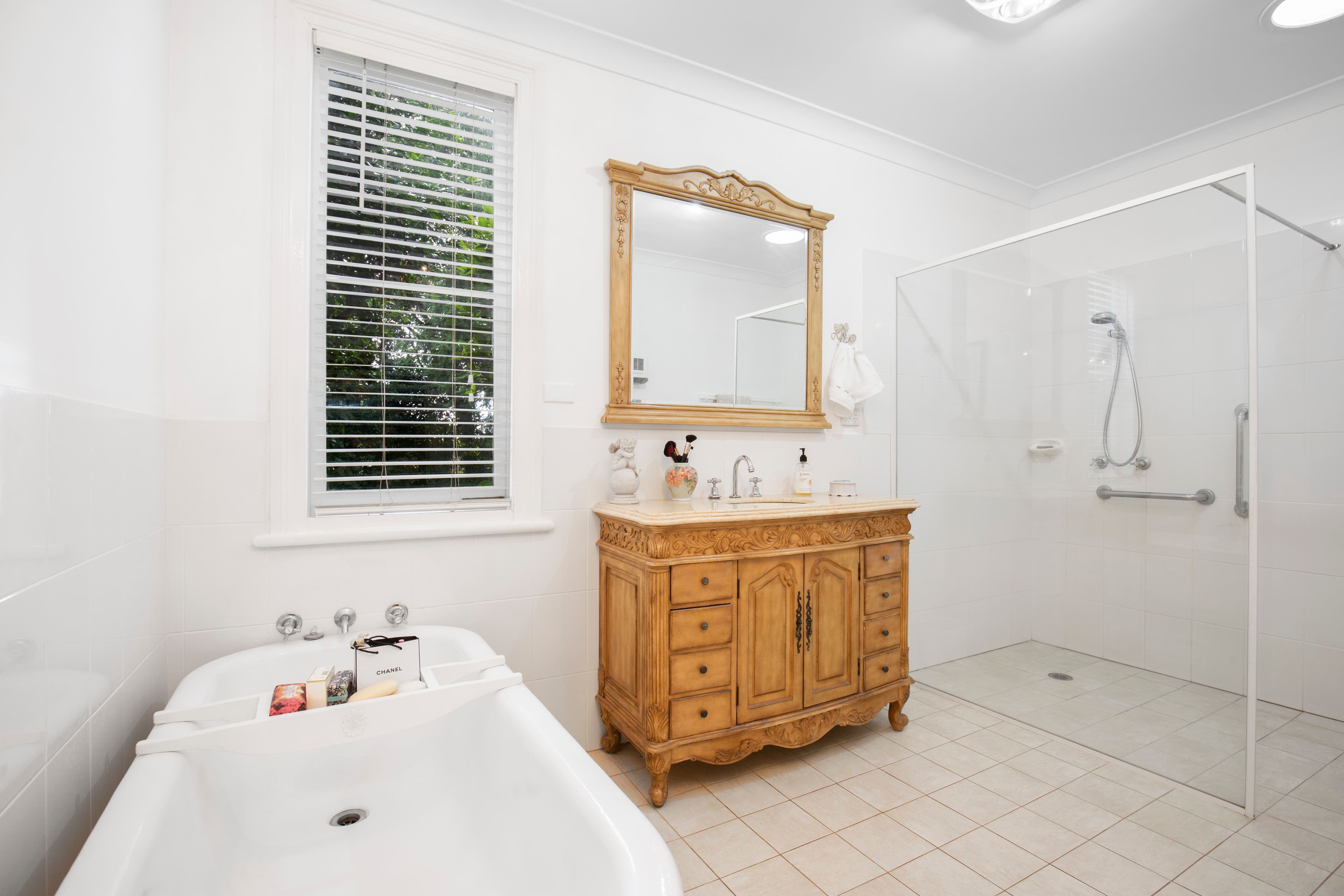 4 Urandangie Street, Guyra NSW 2365, Guyra - Thumbnail 5