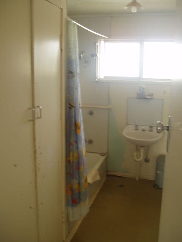 19 Alfred Street, CHARLEVILLE QLD 4470, Charleville - Thumbnail 4