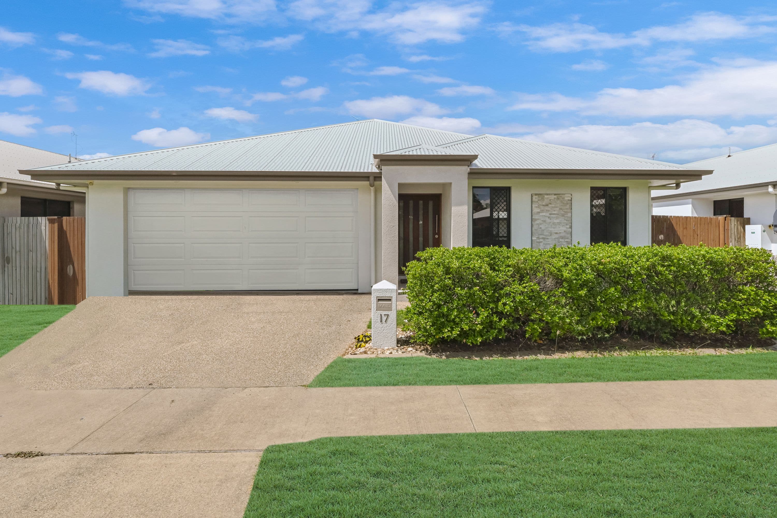 17 Crake Circuit, Oonoonba QLD 4811, Oonoonba - Image 1