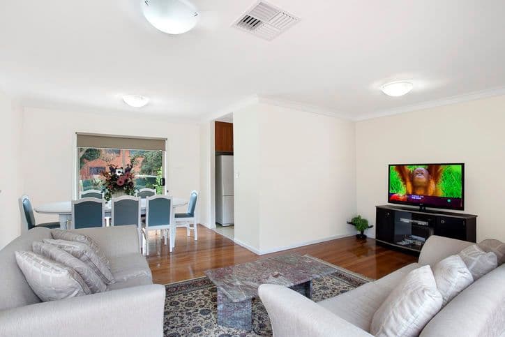 5 Ralund Road, DONCASTER VIC 3108, Doncaster - Thumbnail 2