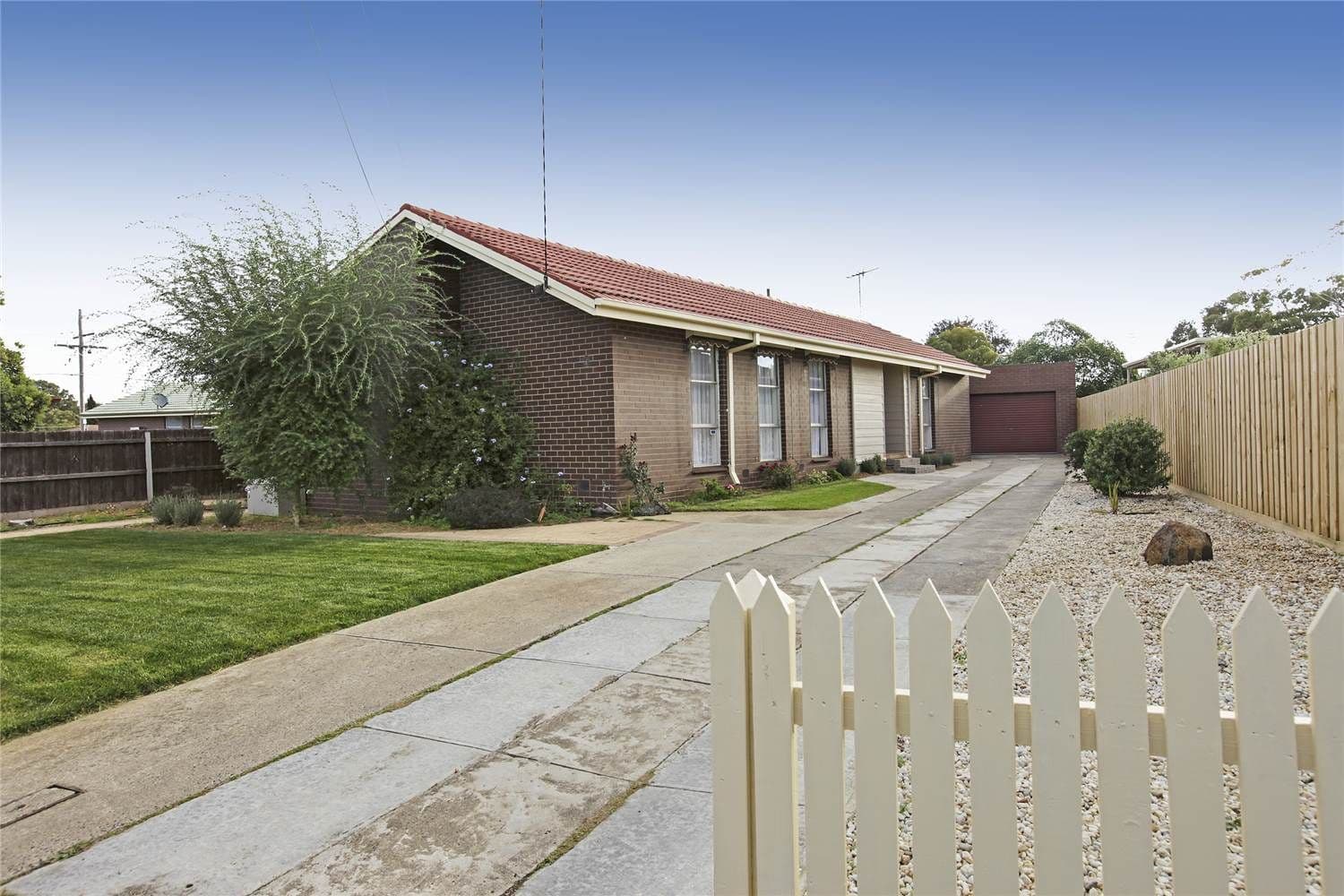 3 Carmarthen Drive, Corio VIC 3214, Corio - Image 1