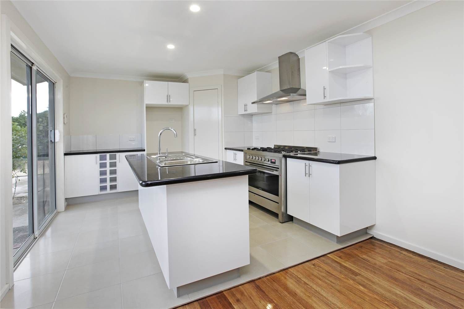 3 Carmarthen Drive, Corio VIC 3214, Corio - Thumbnail 2