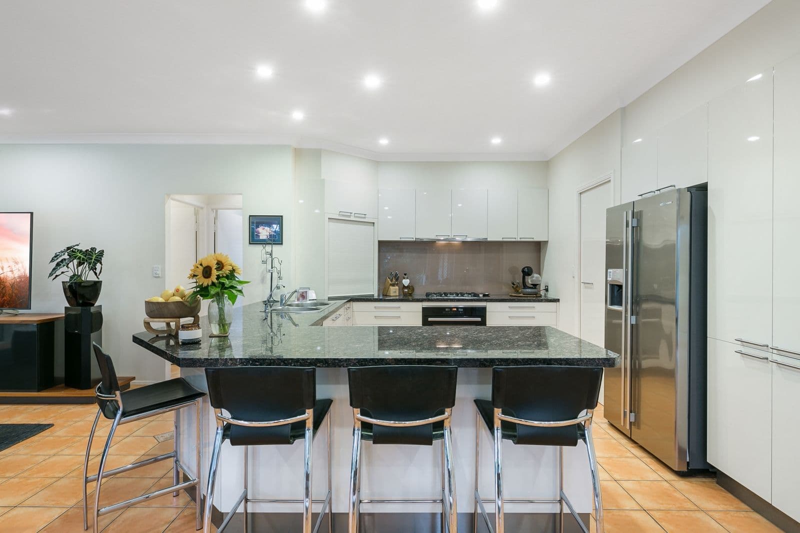 27 Pearson Close, Arundel QLD 4214, Arundel - Thumbnail 5