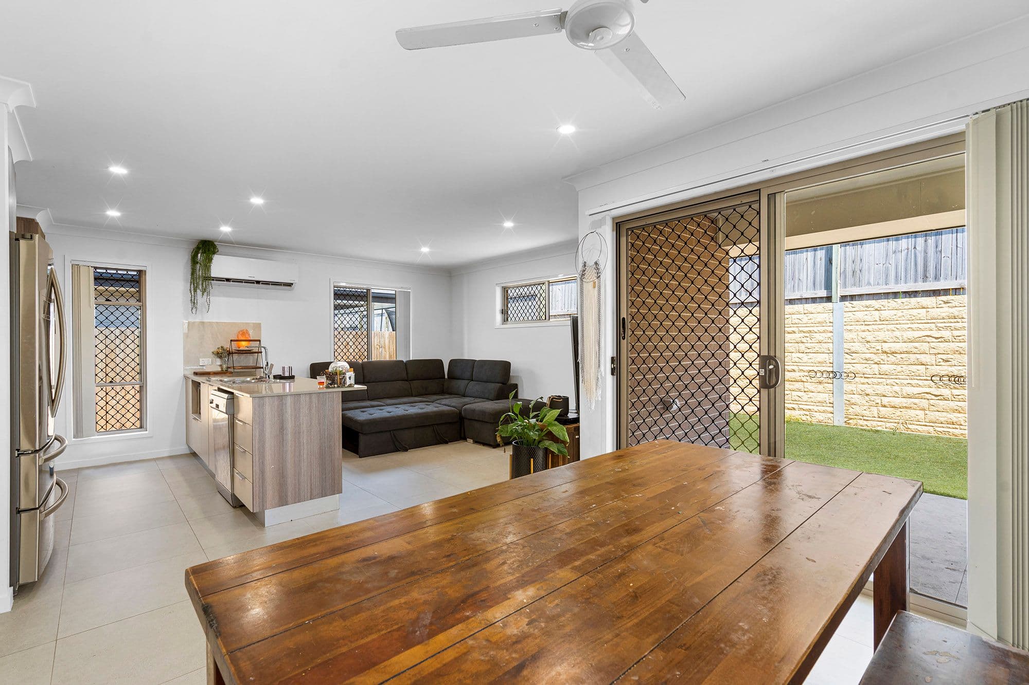 15 Dora Court, Logan Reserve QLD 4133, Logan Reserve - Thumbnail 2