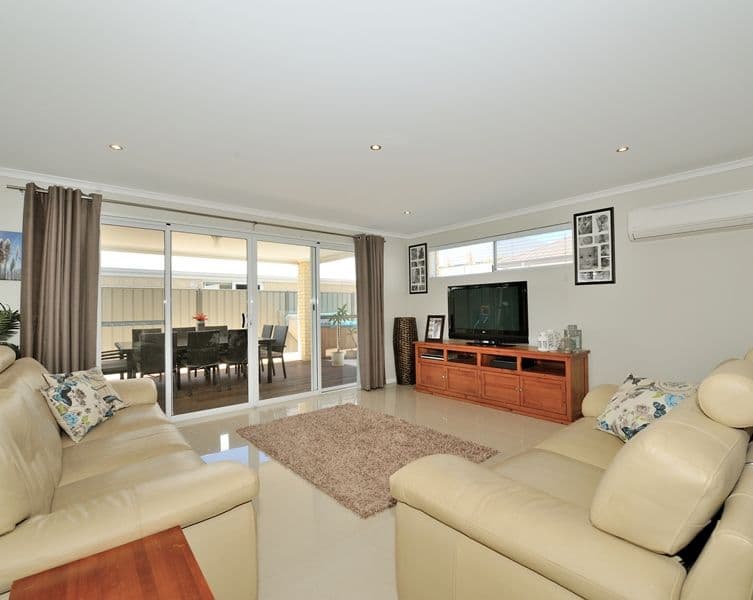 38 Pemberton Boulevard, BALDIVIS WA 6171, Baldivis - Thumbnail 3