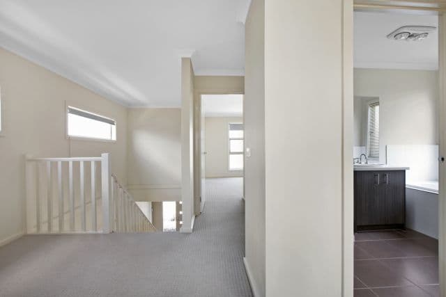 24 Villandry Street, Roxburgh Park VIC 3064, Roxburgh Park - Thumbnail 6