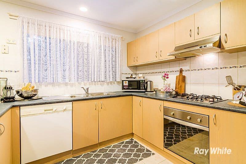 9 Staunton Walk, Cranbourne East VIC 3977, Cranbourne East - Thumbnail 2