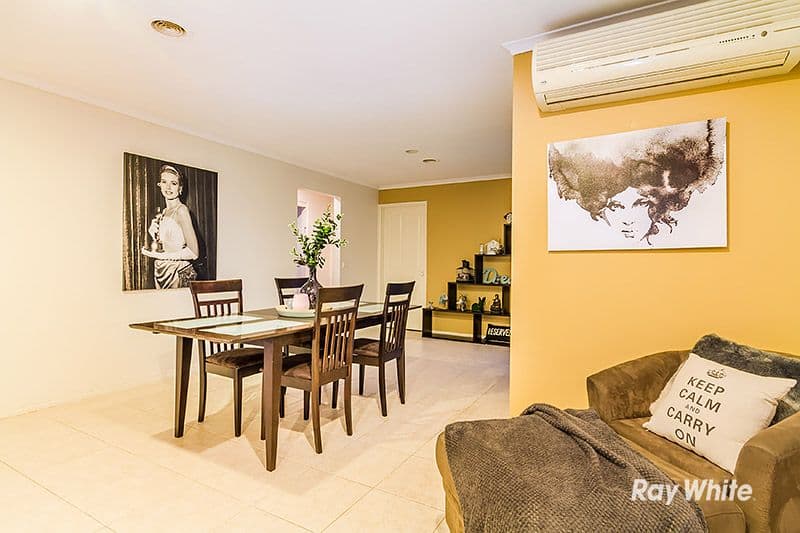 9 Staunton Walk, Cranbourne East VIC 3977, Cranbourne East - Thumbnail 6