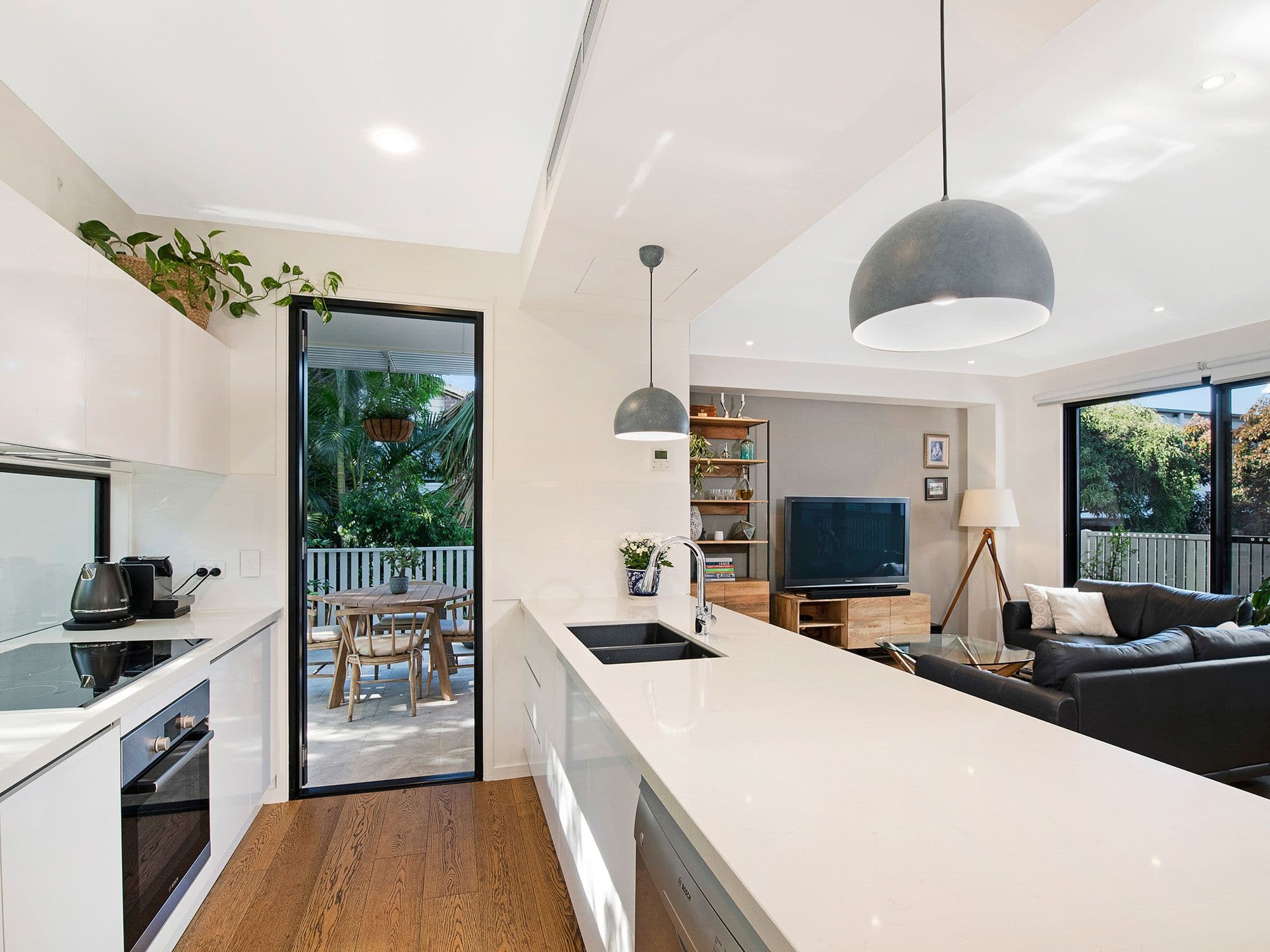 14 Orpen Street, Greenslopes QLD 4120, Greenslopes - Thumbnail 3
