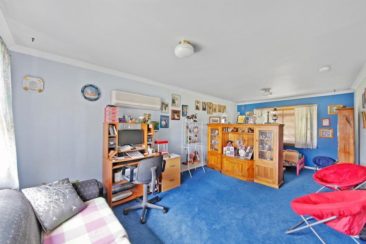 36 The Oaks Road, THIRLMERE, Thirlmere - Thumbnail 4