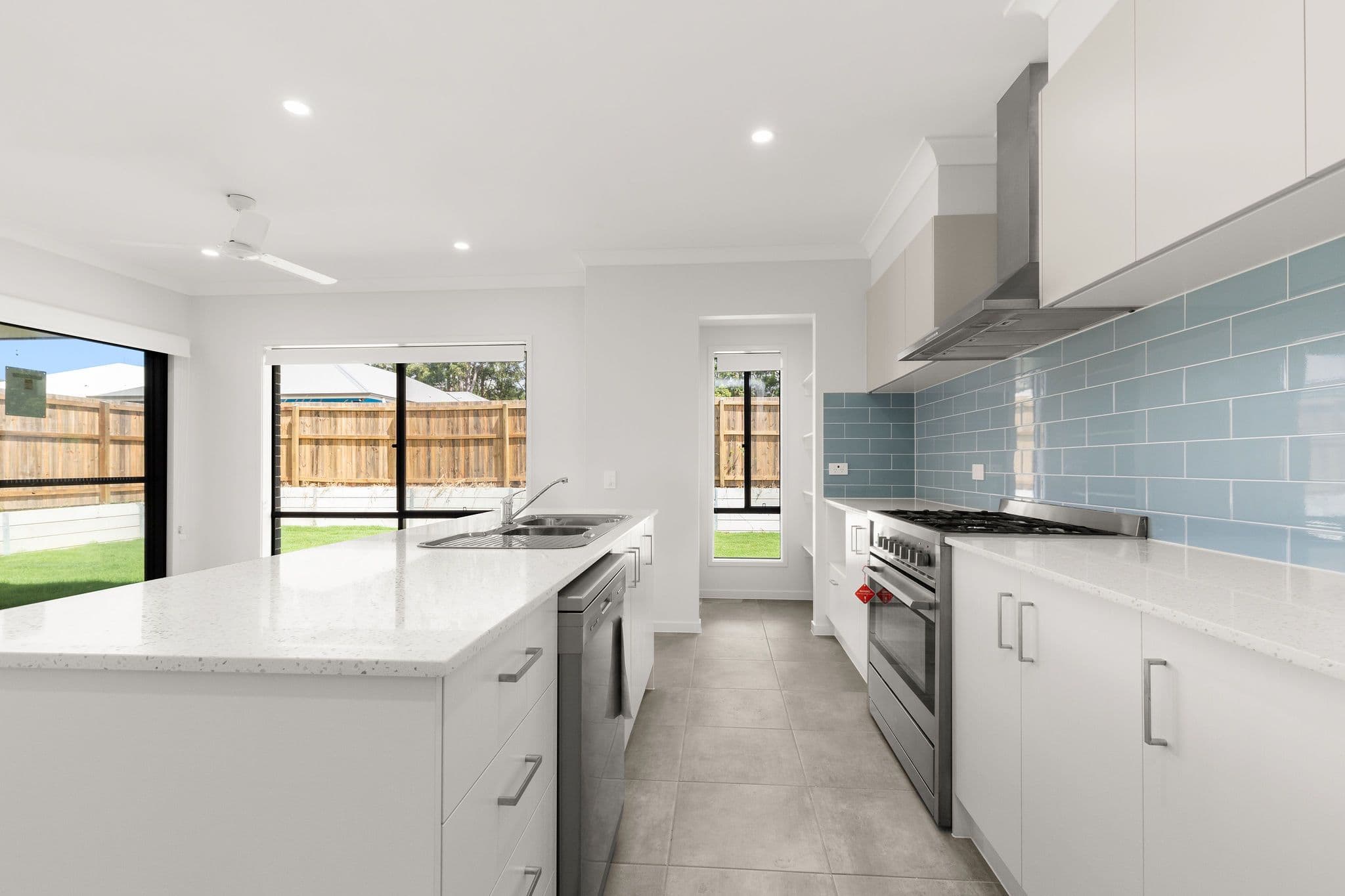 6 Flinders Street, D'aguilar QLD 4514, D'Aguilar - Thumbnail 2