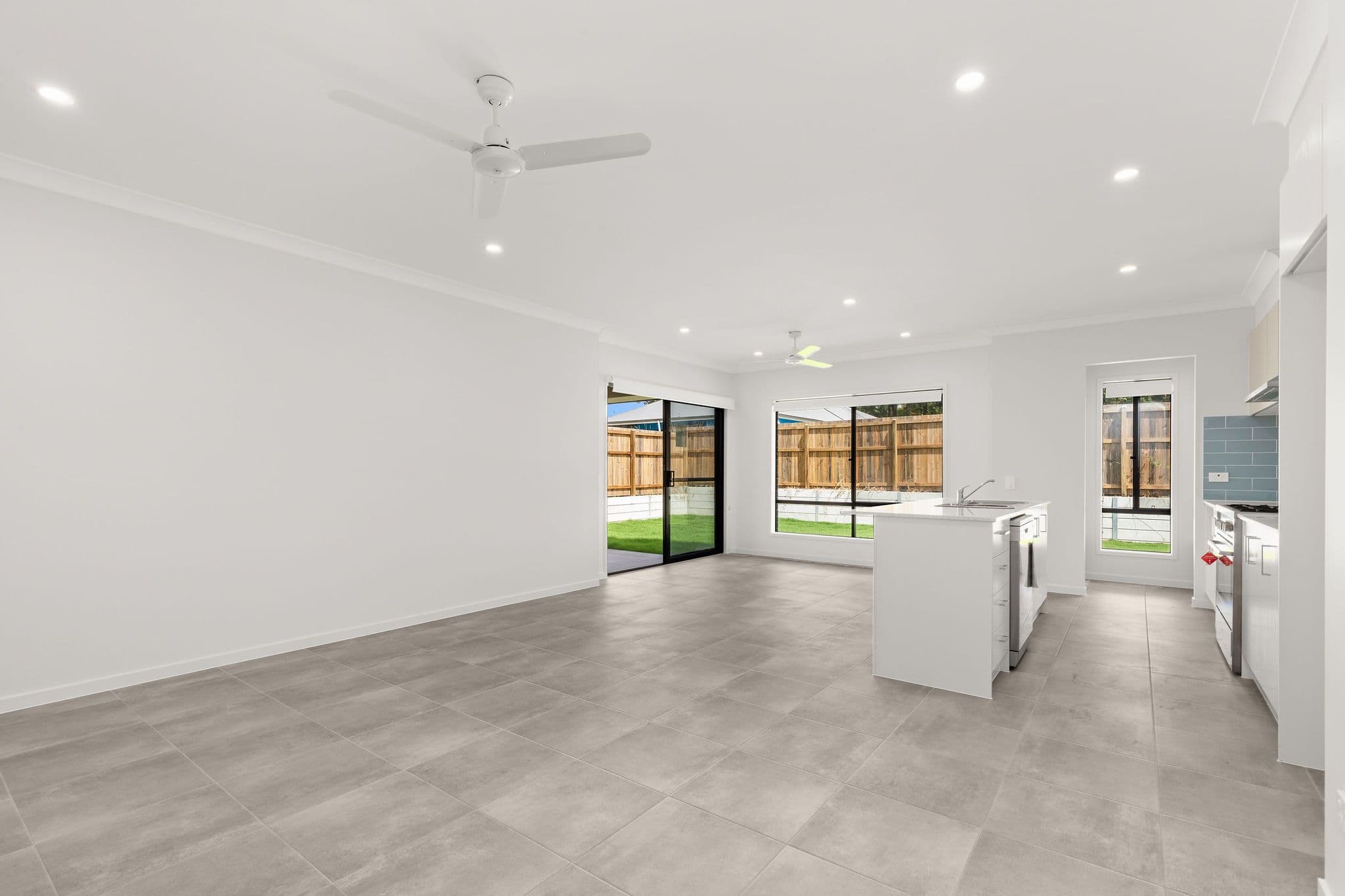 6 Flinders Street, D'aguilar QLD 4514, D'Aguilar - Thumbnail 4