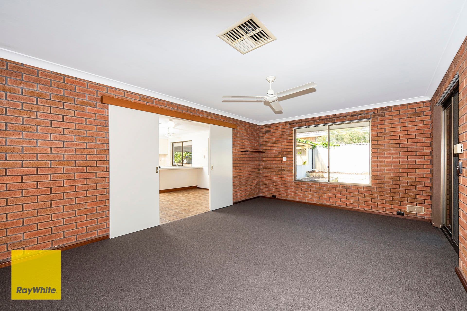 26 Aralia Way, Forrestfield WA 6058, Forrestfield - Thumbnail 7