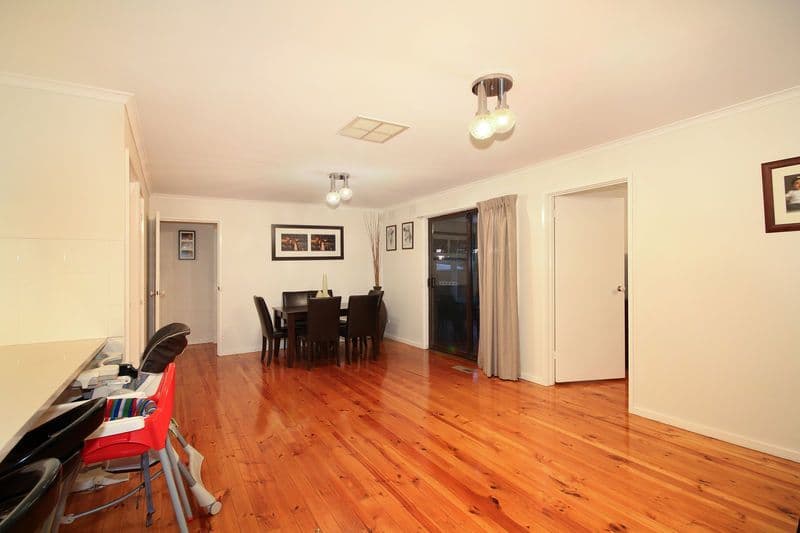 6 Wisteria Court, CLARINDA VIC 3169, Clarinda - Thumbnail 4
