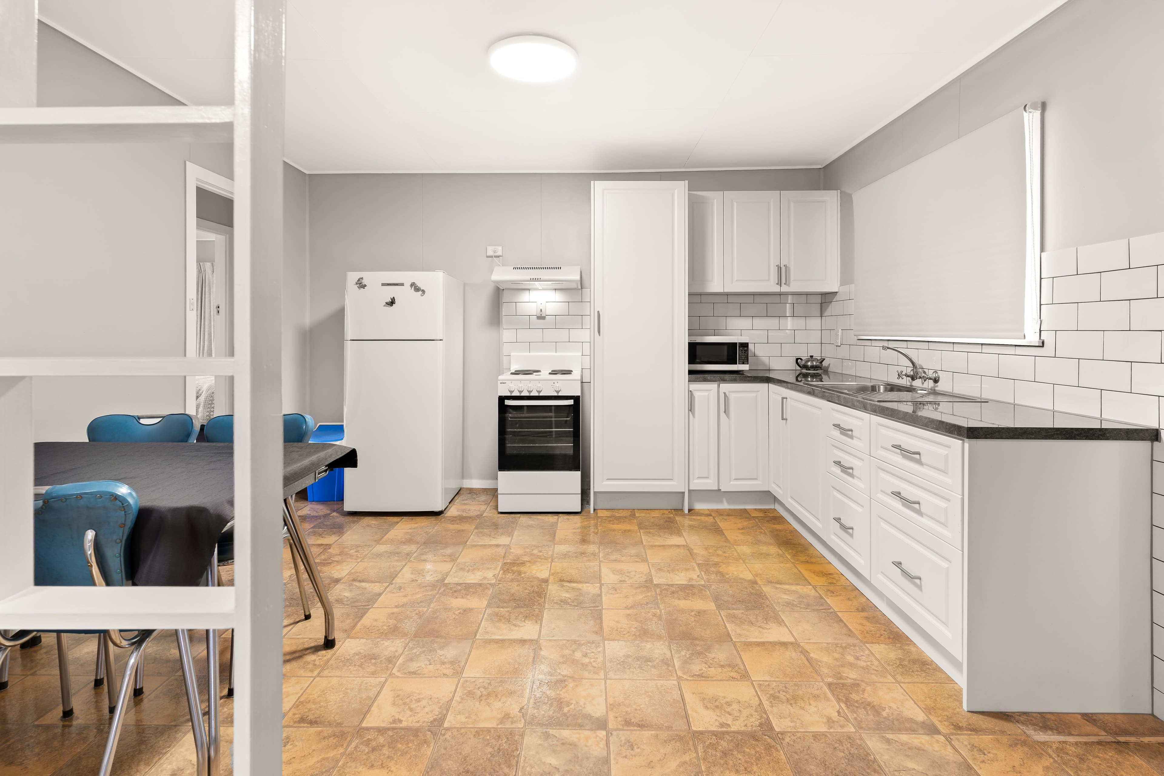 23 Belcaro Street, Upper Mount Gravatt QLD 4122, Upper Mount Gravatt - Thumbnail 2