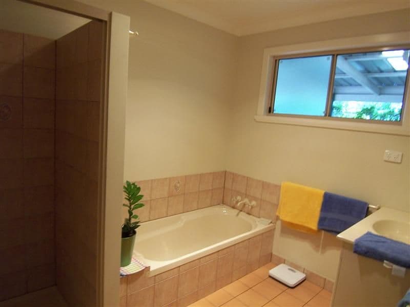 2 CHEETHAM Street, CECIL PLAINS QLD 4407, Cecil Plains - Thumbnail 3
