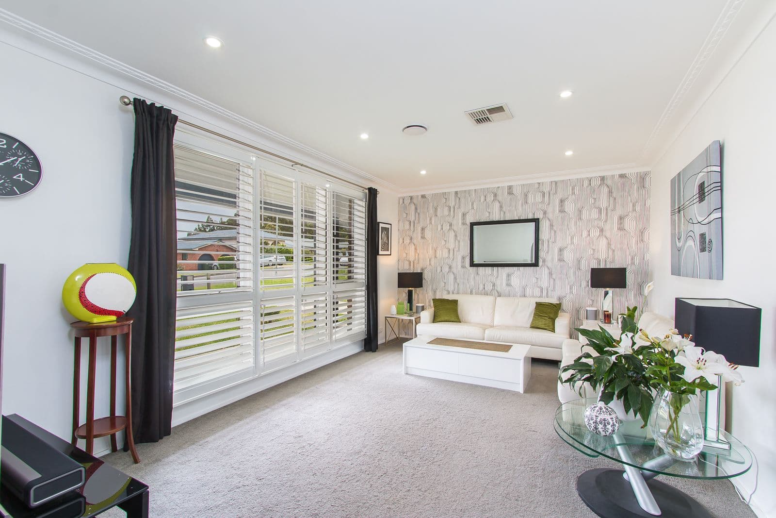 12 Merinda Close, Adamstown Heights - Thumbnail 2