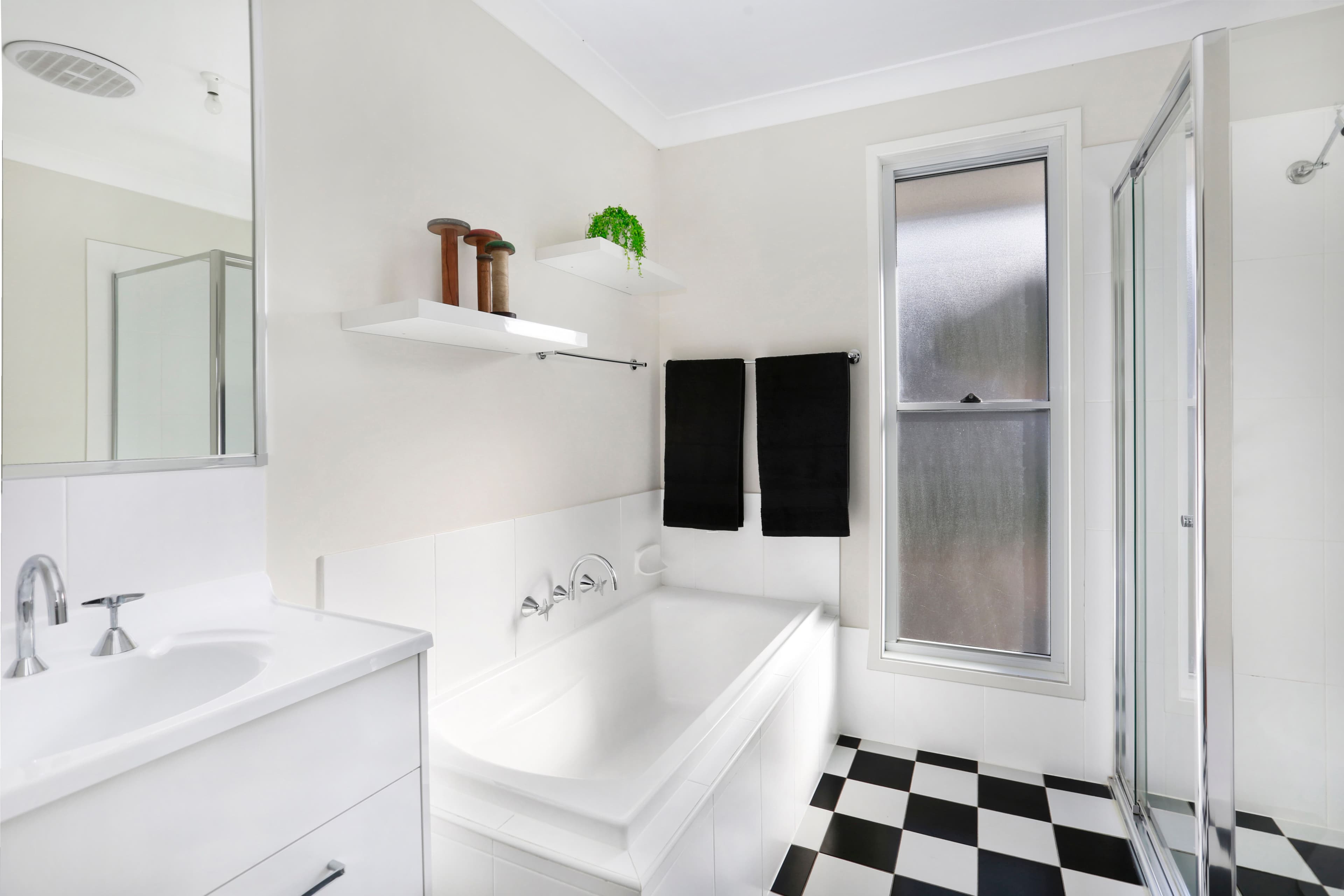 10 Thomas Street, Mittagong NSW 2575, Mittagong - Thumbnail 7