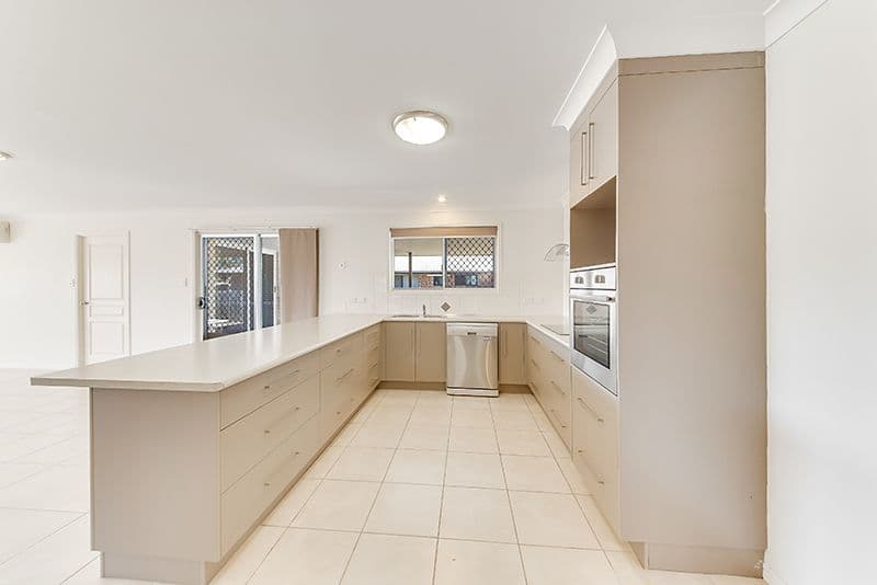 45 Robinson Street, Taranganba QLD 4703, Taranganba - Thumbnail 4