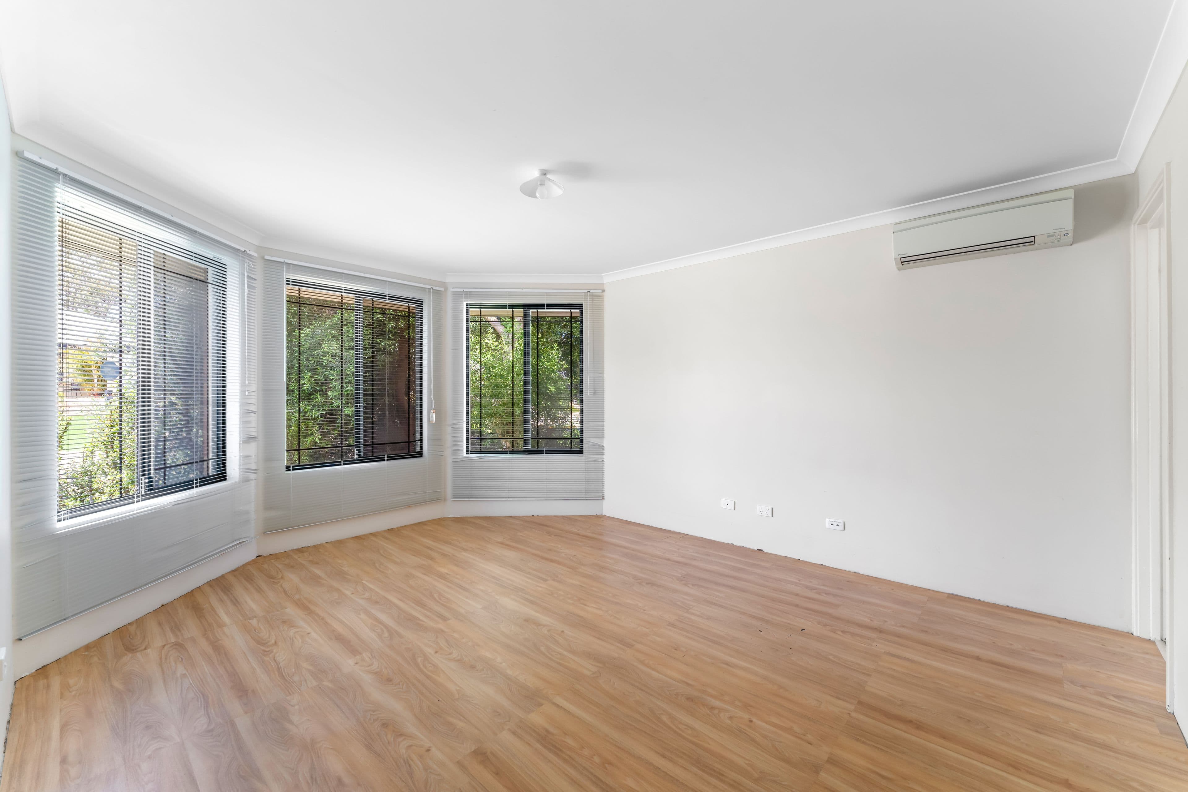12 Stokesay Street, Orelia WA 6167, Orelia - Thumbnail 4