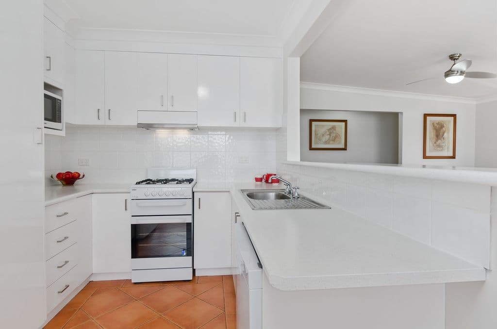 33 Elouera Crescent, Kanahooka - Thumbnail 4