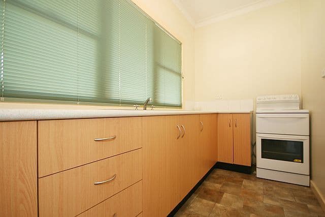 17 Haig Avenue, GEORGES HALL NSW 2198, Georges Hall - Thumbnail 2