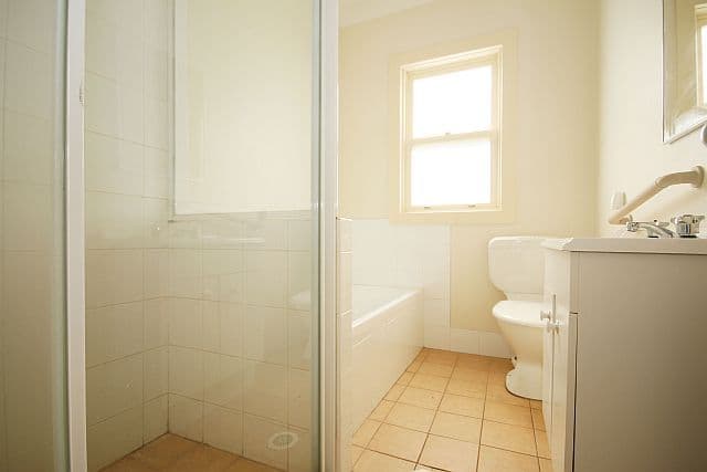 17 Haig Avenue, GEORGES HALL NSW 2198, Georges Hall - Thumbnail 3
